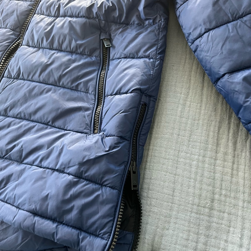 Moose Knuckles Navy Puffer Jacket - Picture 5 of 10